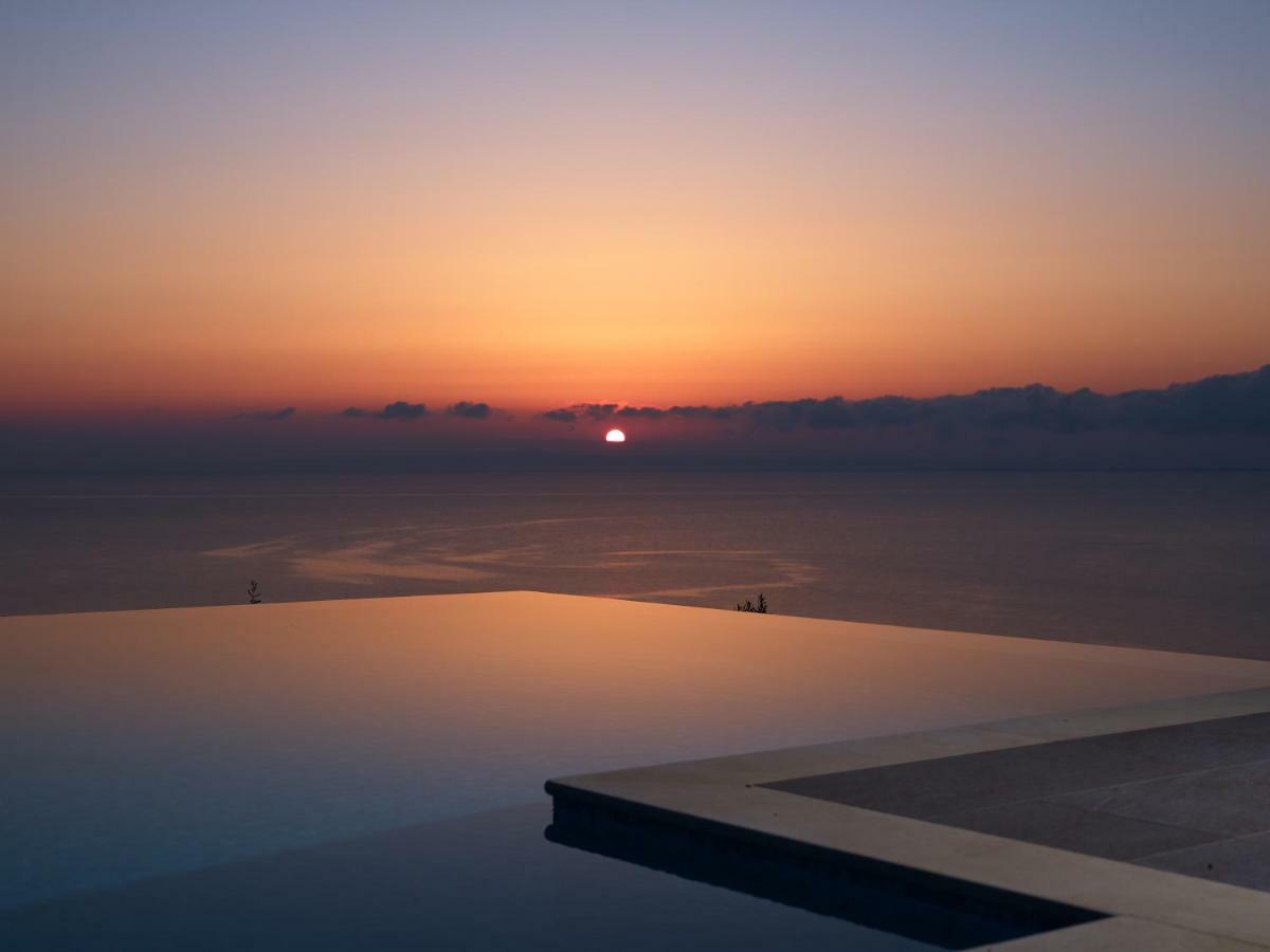 Golden July Luxury Villa Akrotiri  Ngoại thất bức ảnh